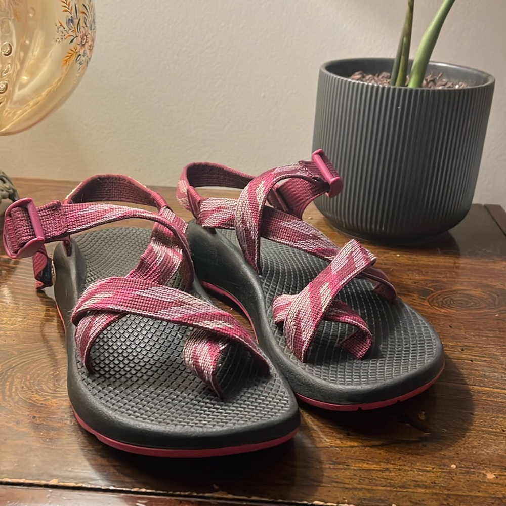 Chaco size 6